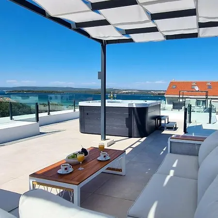 Villa Dina Feriehus Kraj (Zadar)