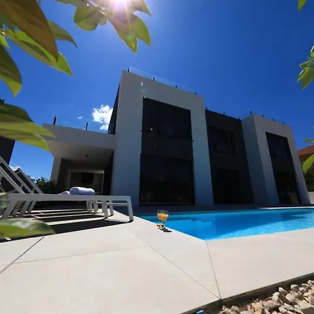 Villa Dina Feriehus Kraj (Zadar)