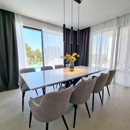 Ferienhaus Villa Dina Kraj (Zadar)
